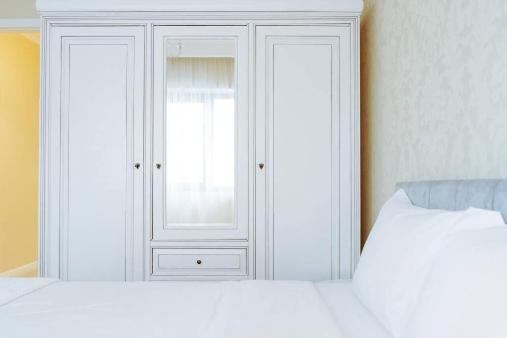 Elegant Vibes Apartment Next To Obor Market บูคาเรสต์ ภายนอก รูปภาพ