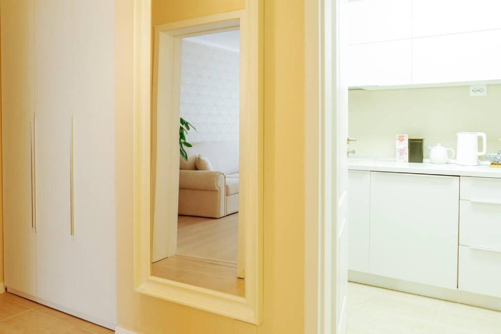 Elegant Vibes Apartment Next To Obor Market บูคาเรสต์ ภายนอก รูปภาพ